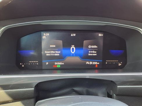 Used 2022 Volkswagen Tiguan SE image 24