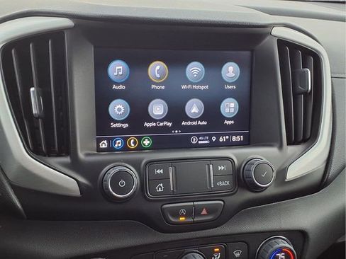 Certified 2024 GMC Terrain SLT w/ Tech Package image 5