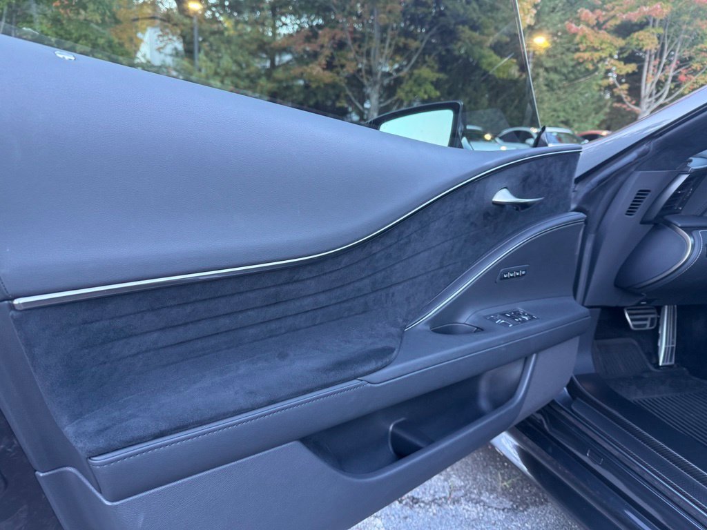 Used 2023 Lexus LC 500 Coupe w/ Dynamic Handling Package RWD image 9