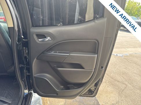 Used 2022 Chevrolet Colorado ZR2 w/ ZR2 Midnight Special Edition image 12