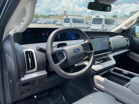 Certified 2025 Ford Expedition Active RWD image 12