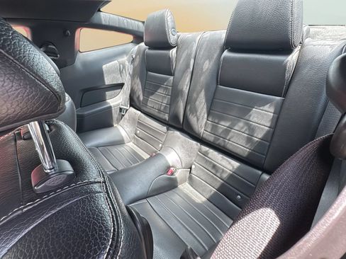 Used 2011 Ford Mustang GT Premium w/ Security Pkg RWD image 20