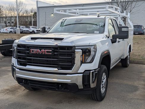 New 2026 GMC Sierra 2500 Pro w/ Convenience Package image 2