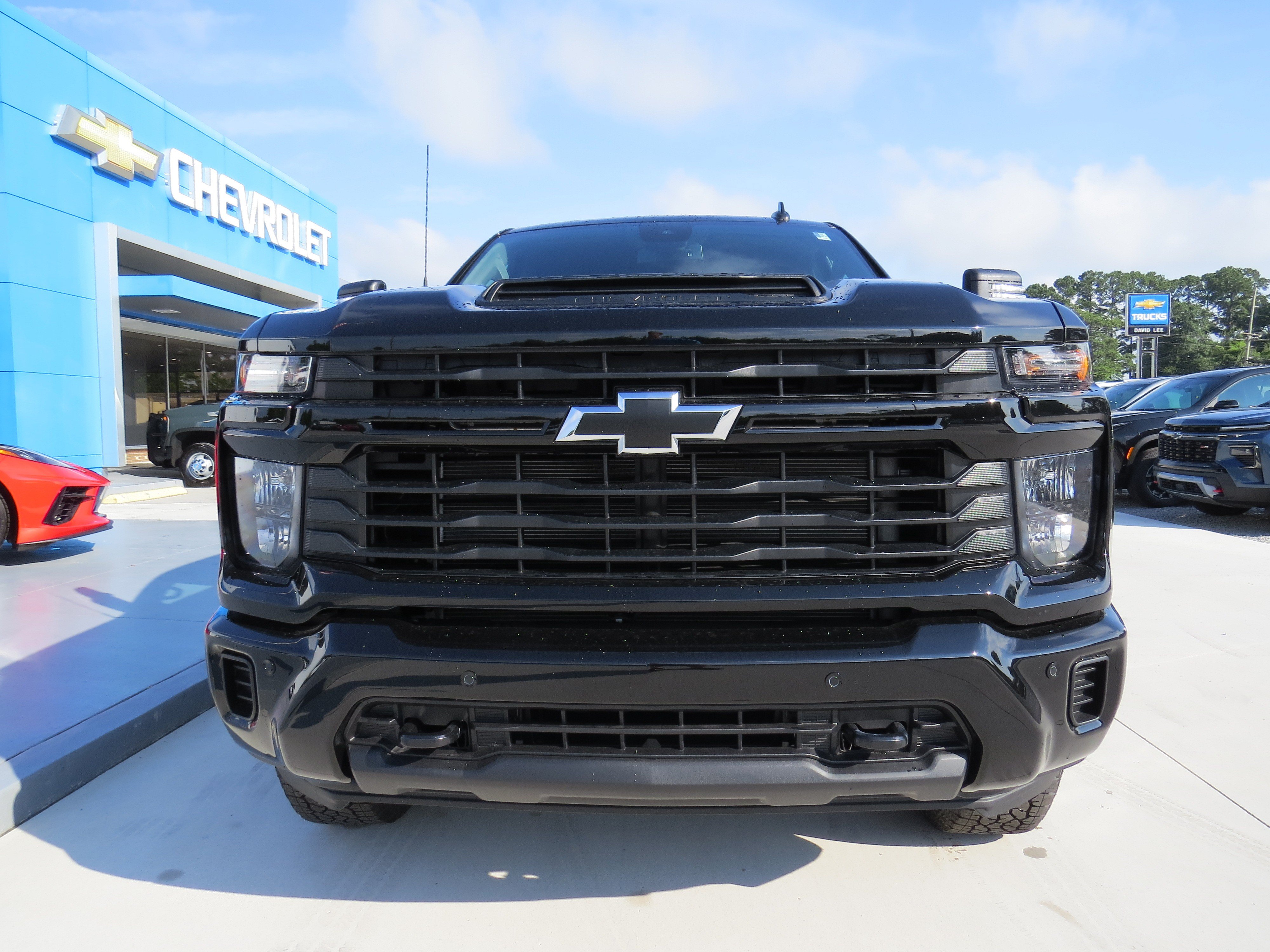 New 2026 Chevrolet Silverado 2500 Custom w/ Custom Value Package AWD/4WD image 7