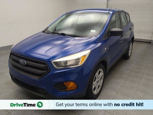 Used 2017 Ford Escape S FWD image 1