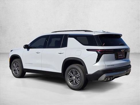 New 2026 Chevrolet Traverse LT image 9