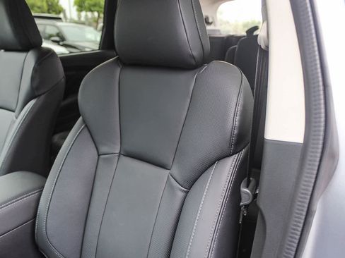 New 2025 Subaru Ascent Limited image 25