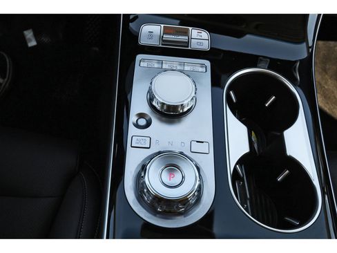 Used 2026 Genesis GV70 2.5T image 28