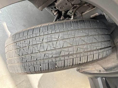 Used 2025 Chevrolet Equinox LT image 32