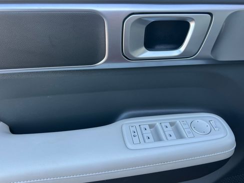 Used 2024 Hyundai Santa Fe SEL image 12