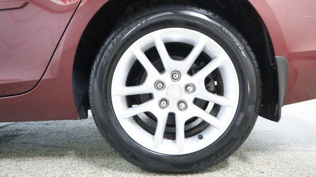 Used 2015 Chevrolet Malibu LT w/ Power Convenience Package FWD image 21
