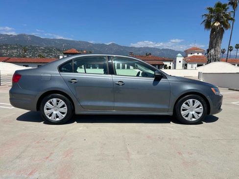 Used 2012 Volkswagen Jetta SE image 9