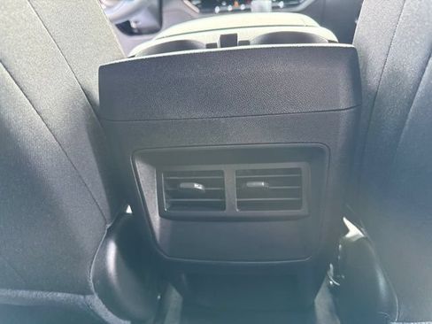 Used 2026 Chevrolet Colorado W/T RWD image 34