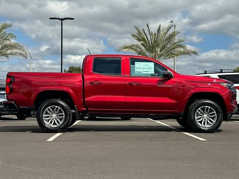 New 2026 Chevrolet Colorado LT image 3