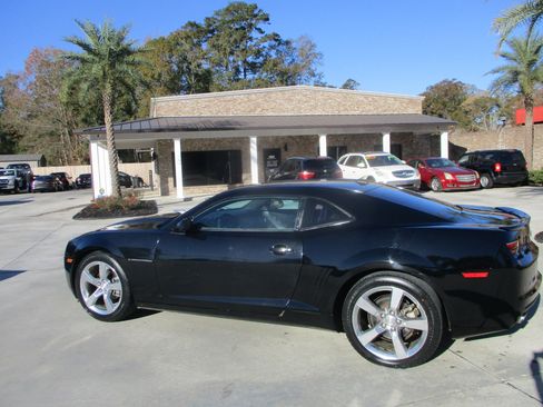 Used 2011 Chevrolet Camaro LT w/ RS Package image 2