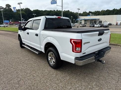 Used 2017 Ford F150 XLT RWD image 10