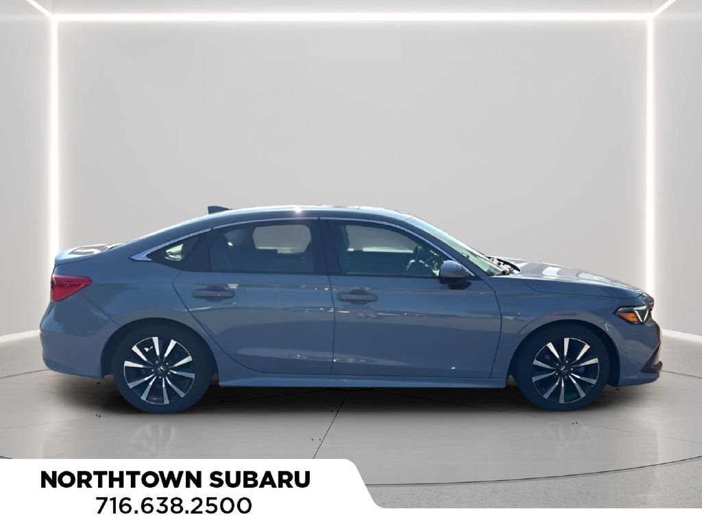 Used 2024 Honda Civic EX image 3