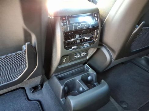 New 2025 Jeep Grand Cherokee L Altitude image 29