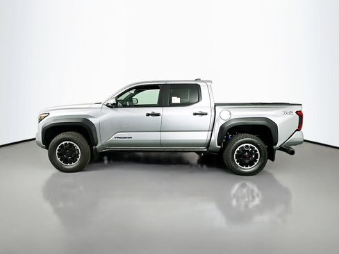 New 2026 Toyota Tacoma TRD Off-Road AWD/4WD image 4