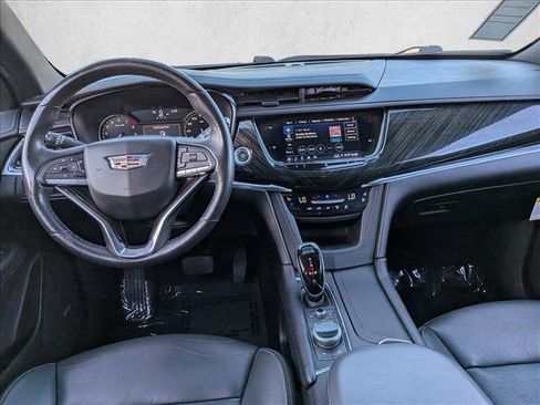 Used 2021 Cadillac XT6 Premium Luxury FWD image 24