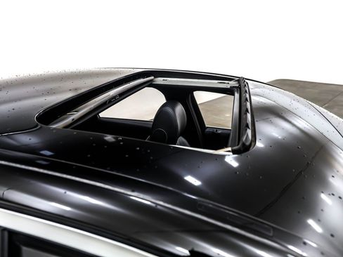 Used 2022 Mercedes-Benz E 350 Sedan image 22