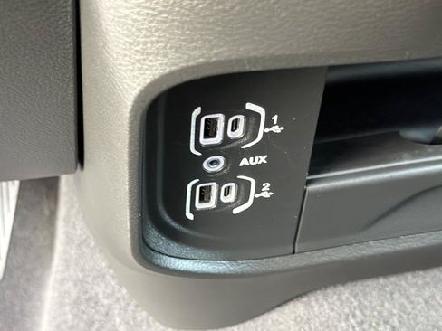 Used 2026 RAM 2500 Big Horn AWD/4WD image 29