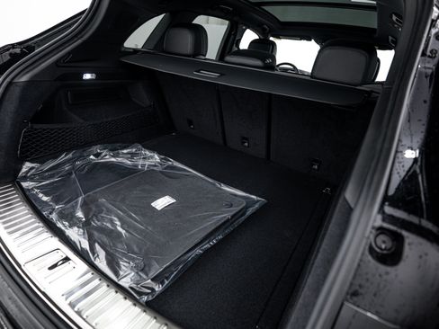 Certified 2026 Porsche Cayenne AWD/4WD image 25