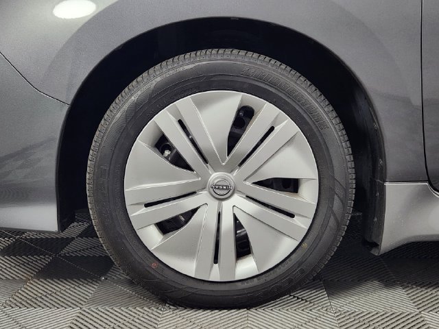 Used 2025 Nissan Leaf S FWD image 21