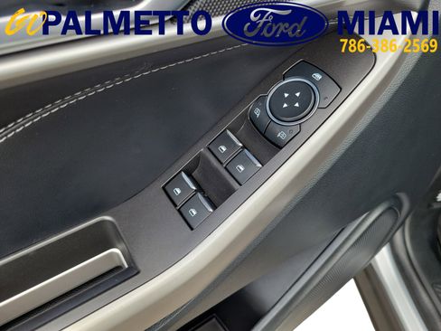Used 2023 Ford Explorer XLT w/ Equipment Group 202A RWD image 18