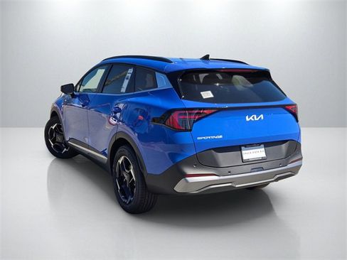 New 2026 Kia Sportage EX image 6