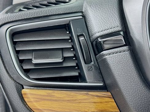 Used 2019 Honda CR-V EX image 11