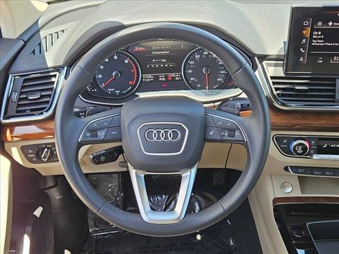 Used 2023 Audi Q5 2.0T Premium w/ Convenience Package AWD/4WD image 14