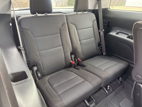 Used 2023 GMC Acadia SLE w/ Driver Convenience Package image 40