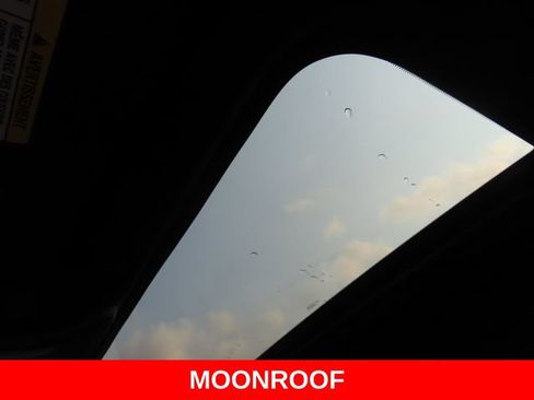 Used 2022 Nissan Frontier PRO-4X AWD/4WD image 4