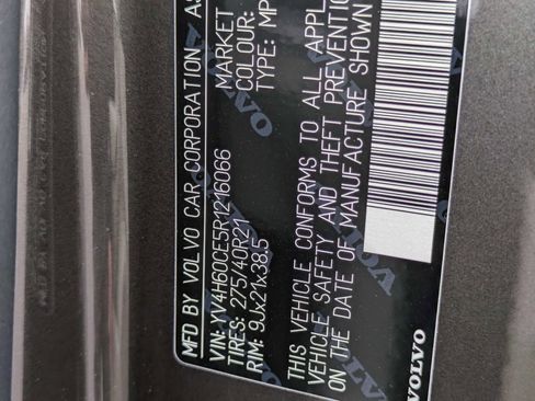 Certified 2024 Volvo XC90 T8 Plus AWD/4WD image 47