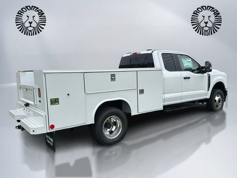 New 2026 Ford F350 XL w/ XL Chrome Package AWD/4WD image 6