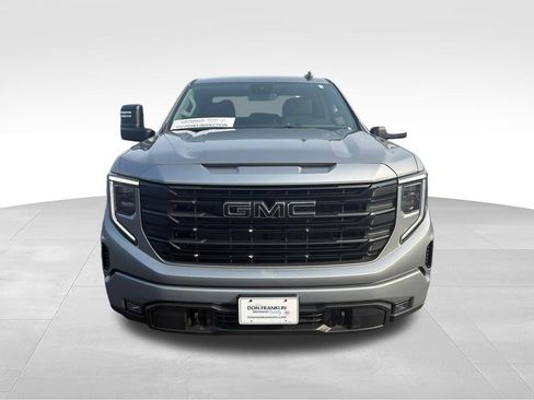 Used 2024 GMC Sierra 1500 Elevation w/ LPO, Elevation Black Package AWD/4WD image 16