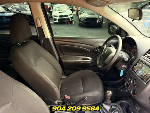 Used 2019 Nissan Versa S FWD image 32