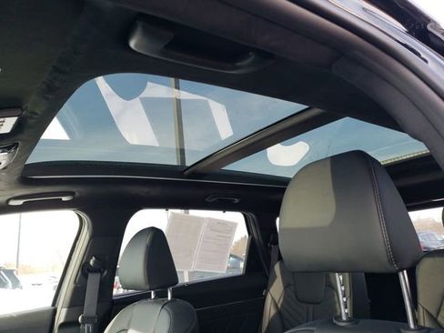 Used 2025 Kia Sorento SX Prestige image 25