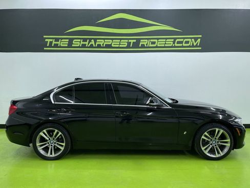 Used 2018 BMW 330e w/ Convenience Package RWD image 11