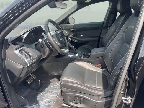 Used 2020 Jaguar E-PACE R-Dynamic SE image 9