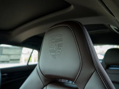 New 2026 Porsche Panamera RWD image 18