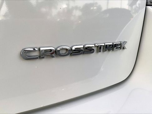 Used 2021 Subaru Crosstrek 2.0i Premium w/ Moonroof Package image 8
