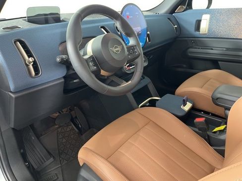 Used 2025 MINI Cooper Countryman S image 2