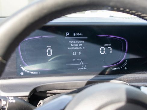 Used 2025 Kia Seltos S FWD image 12