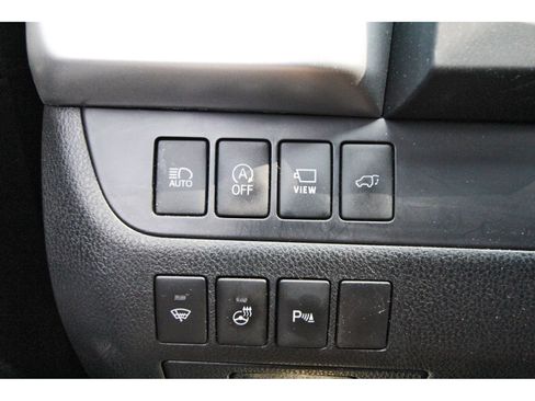 Used 2018 Toyota Highlander Limited Platinum AWD/4WD image 19