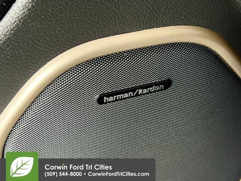 Used 2016 Jeep Grand Cherokee Summit AWD/4WD image 13