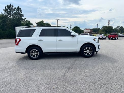 Used 2020 Ford Expedition XLT w/ Equipment Group 201A image 4