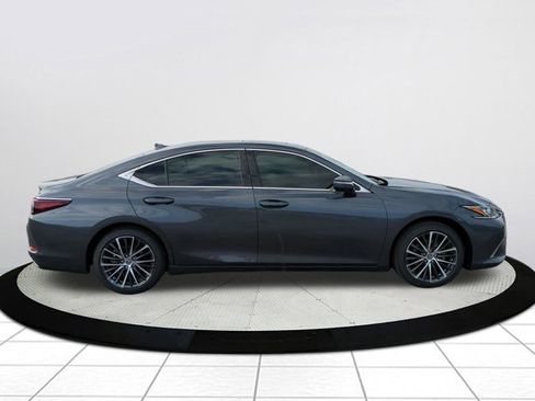 New 2025 Lexus ES 350 w/ Premium Package image 3