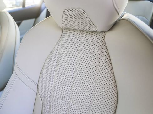 Used 2026 BMW 530i w/ M Sport Package RWD image 21